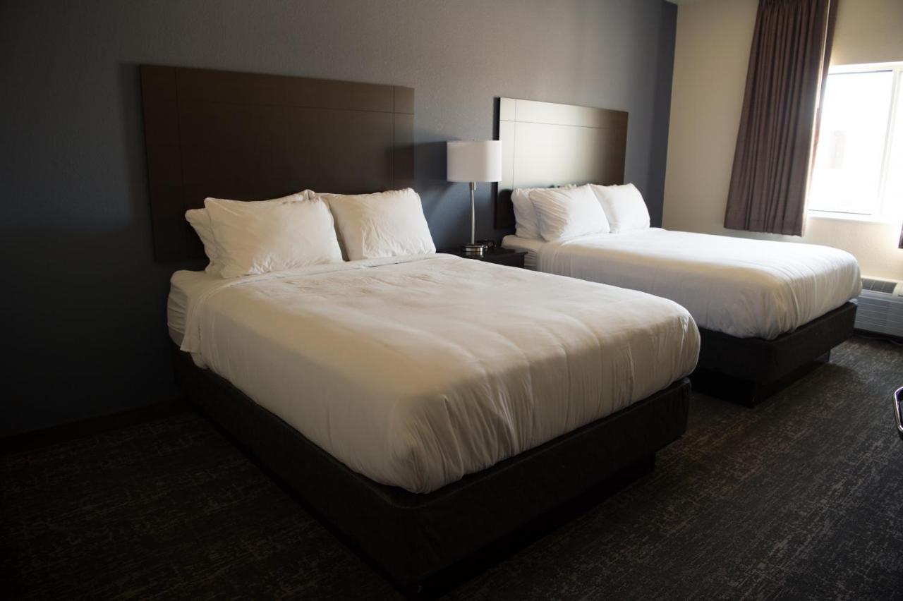 Cobblestone Inn & Suites - Forest City Luaran gambar