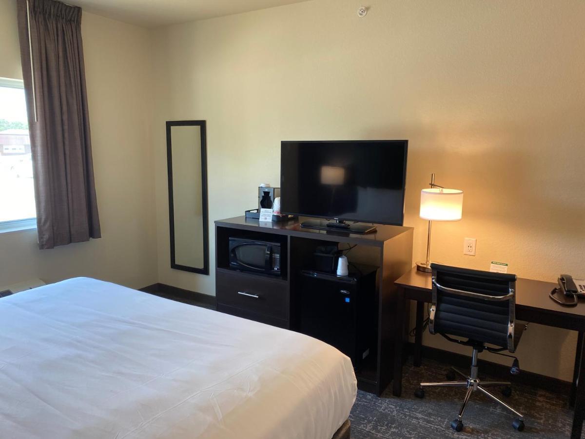 Cobblestone Inn & Suites - Forest City Luaran gambar